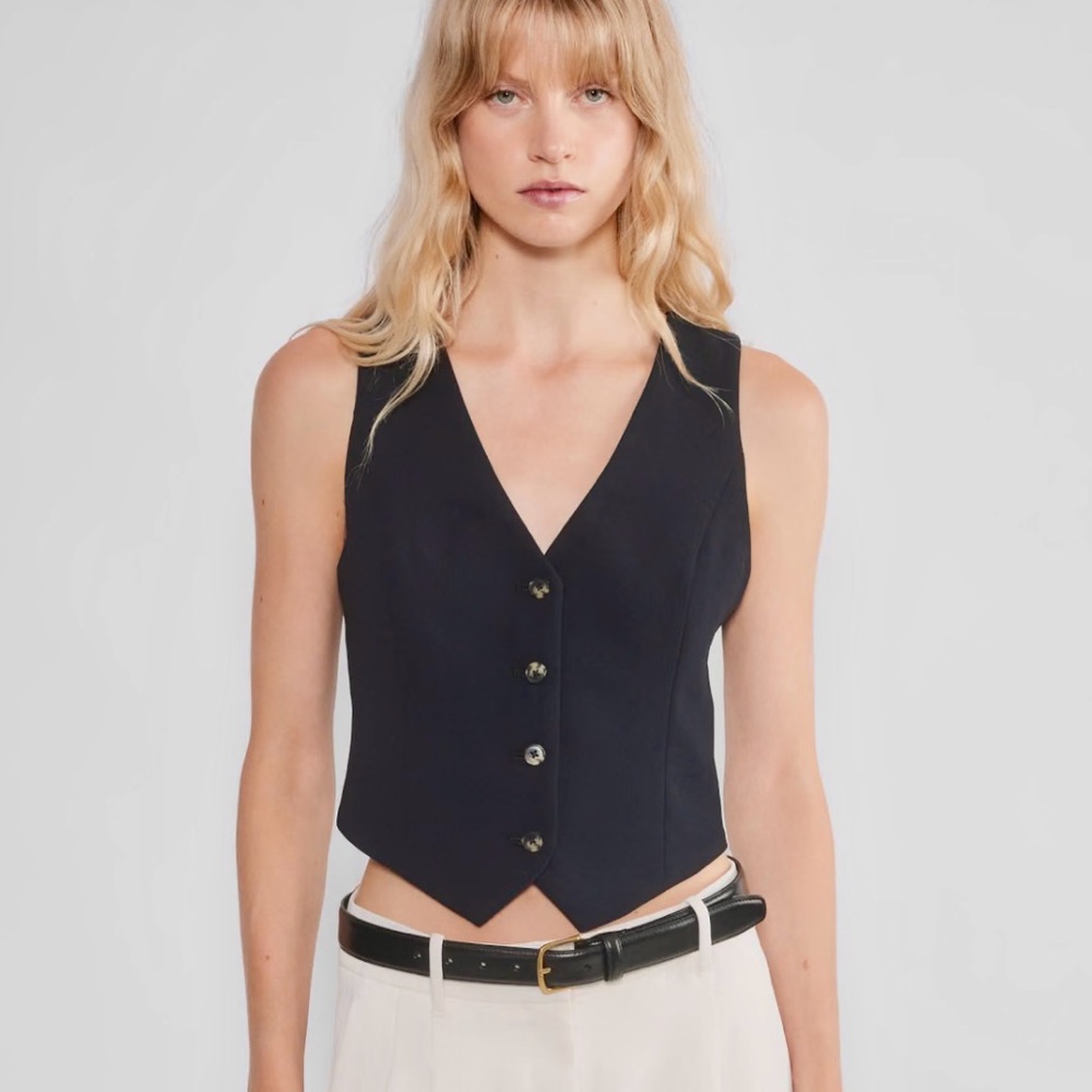 Aritzia Pacino Linen Vest - Size 6